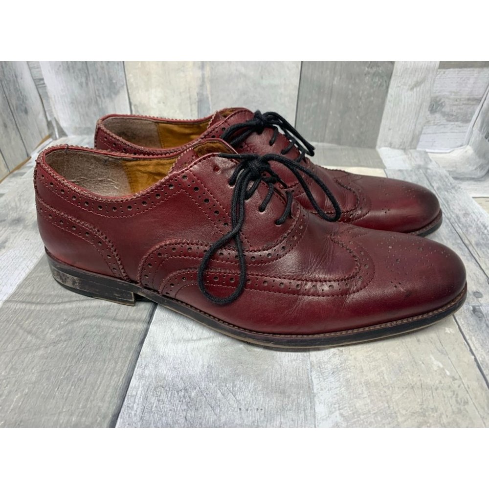 Steve Madden Men's Burgundy Dress size 8